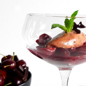 Mousse au Chocolat with cherries and Mead Jere